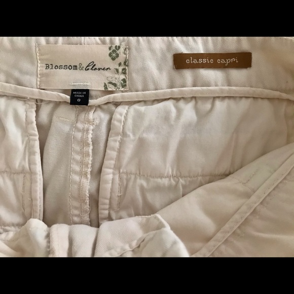 Blossom & Clover beige khaki capri pants - Picture 3 of 5
